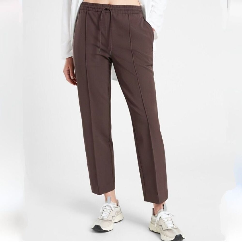 Athleta Endeavor Straight Leg Pant Walnut Brown Taupe Athletic Active Gym sz 20